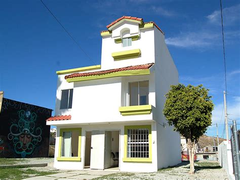 Casa en venta de 04 Pisos a Sólo $109.000 Dólares.